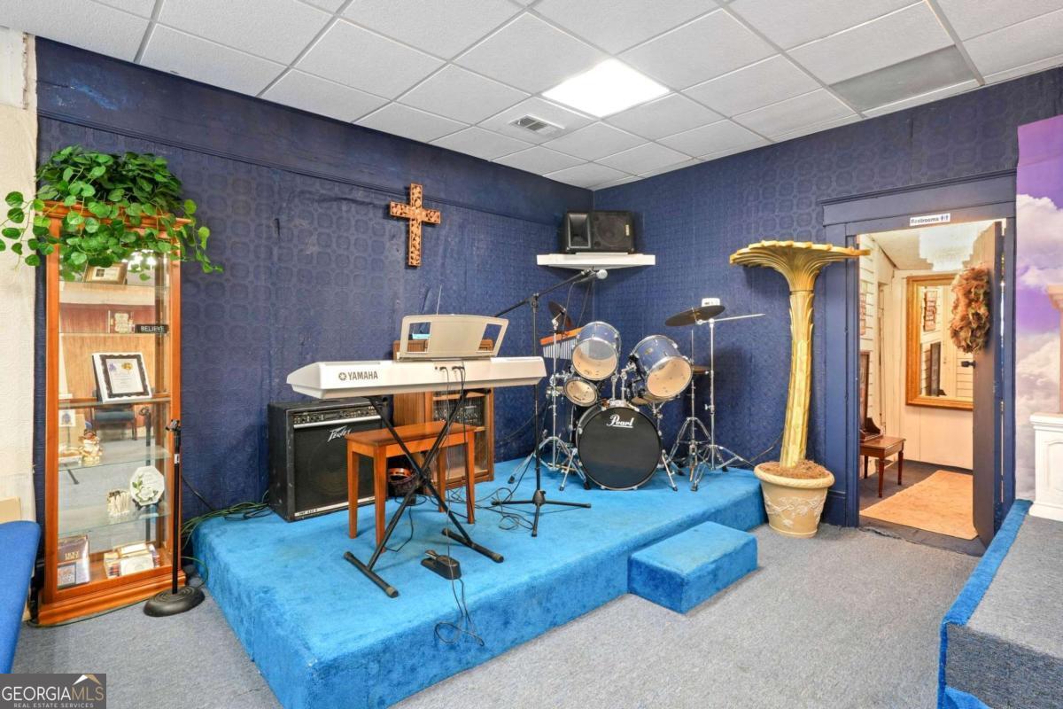 NONE - Commercial Sale