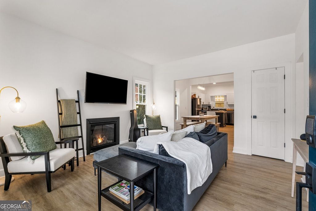 Photo of 212 Haralson Avenue NE, Atlanta, GA 30307 (MLS # 10671350)