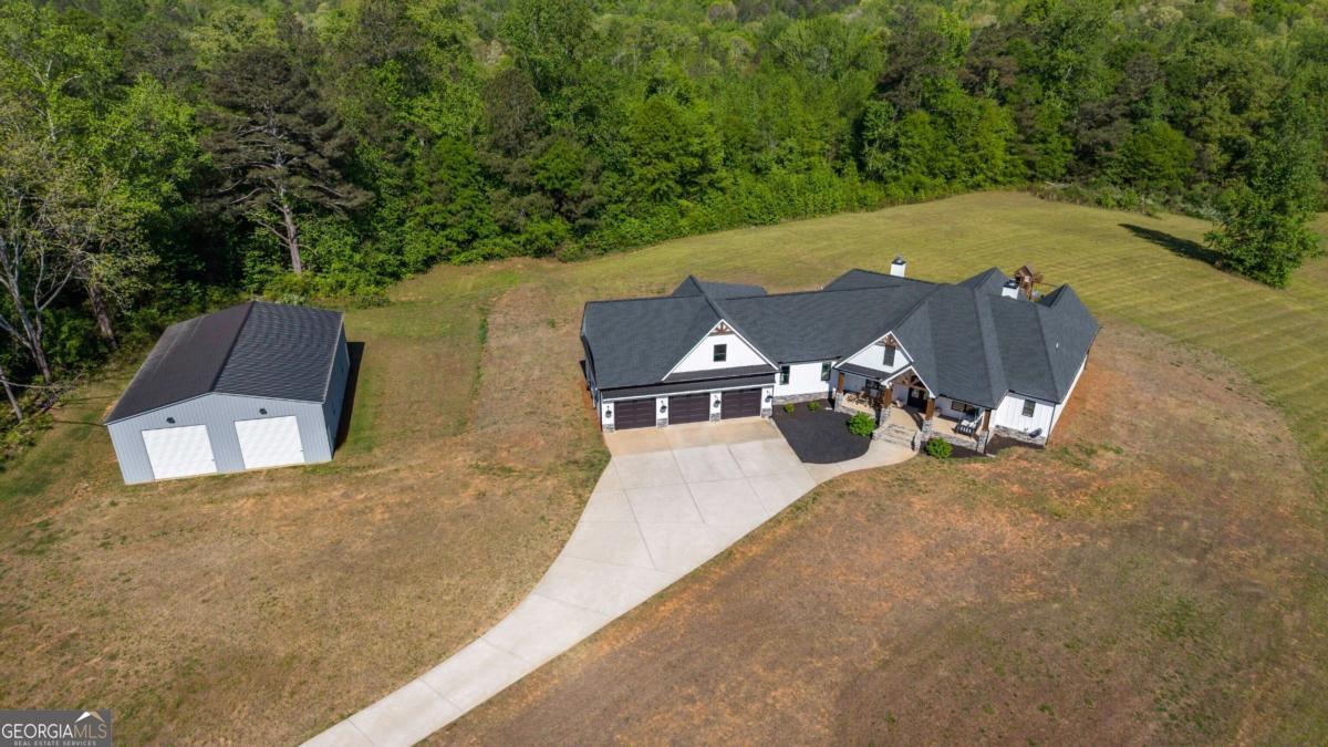 2392 Welcome RD