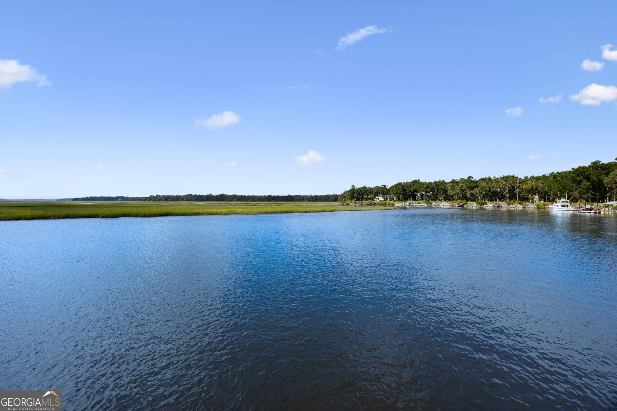 628 London Hill RD W