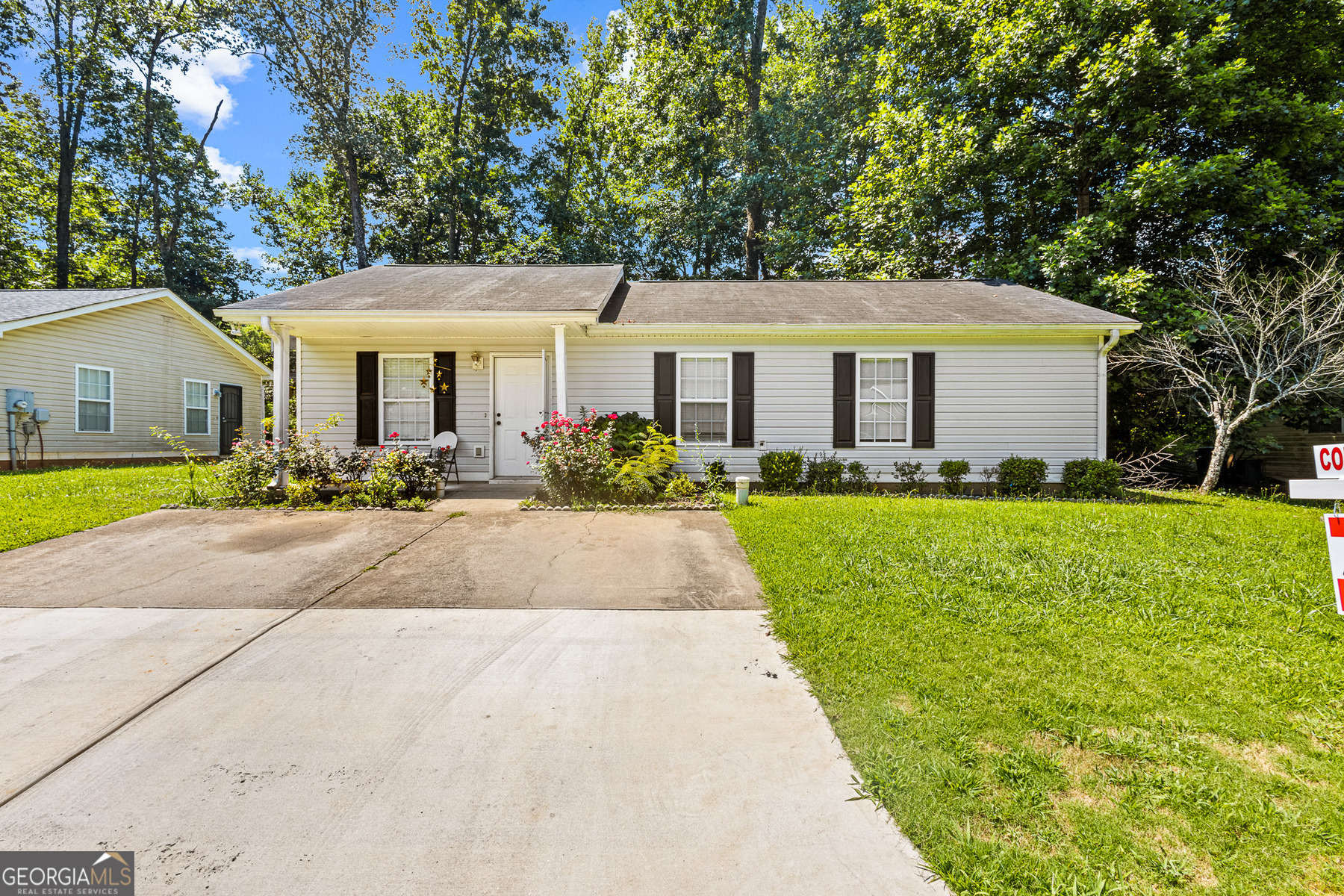 Welcome to this charming ranch-style home nestled on a quiet cul-de-sac in Mableton. Perfect for investors or first-time buyers. This property features updated appliances, brand-new flooring, and a spacious layout that offers comfort and functionality. An added bonus is the spacious storage unit conveniently located on the side of the home that is ideal for tools, equipment, or extra belongings. With its solid structure and recent upgrades, this home offers great potential for rental income or resale. This home is Located minutes from shopping, parks, and major highways, this property combines value with location. Don't miss out on this move in ready investment opportunity!