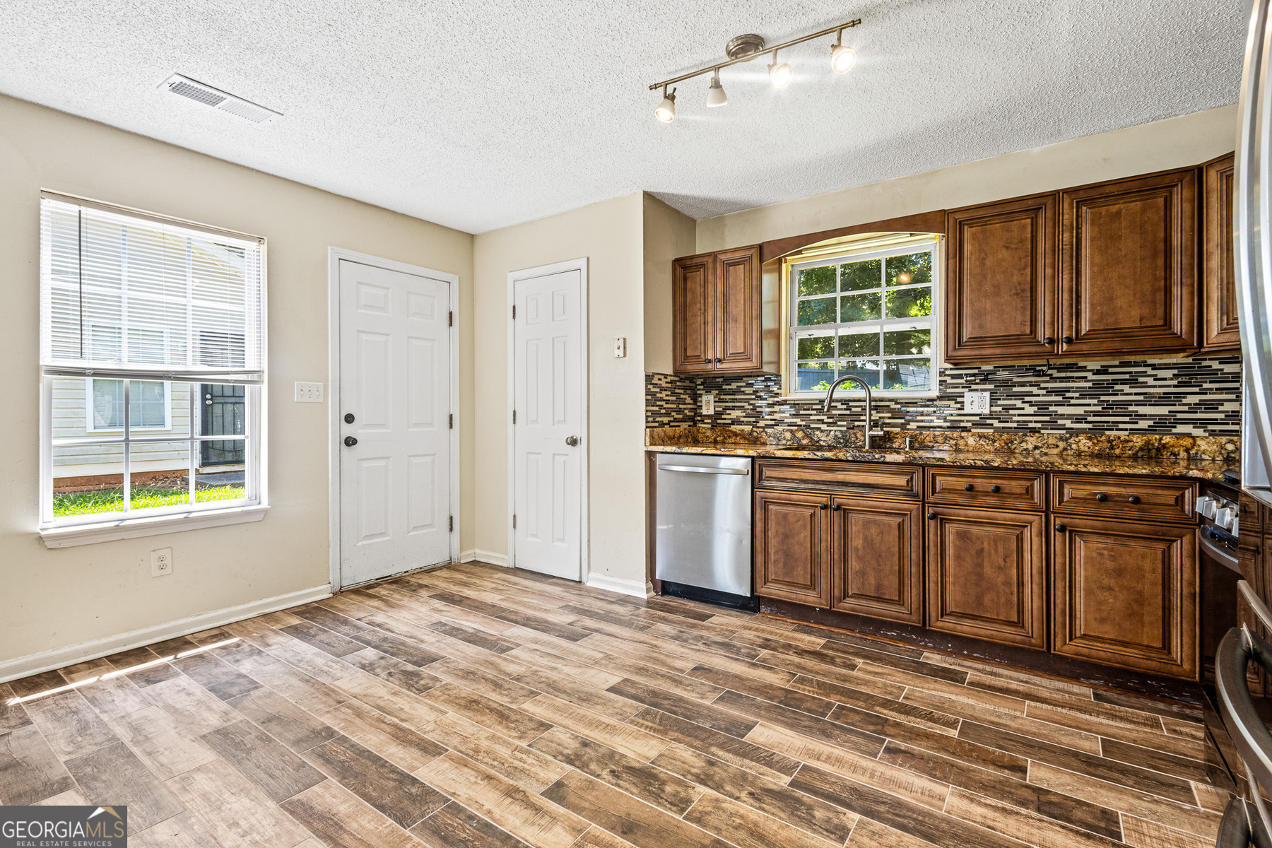 5118 Claxton Court