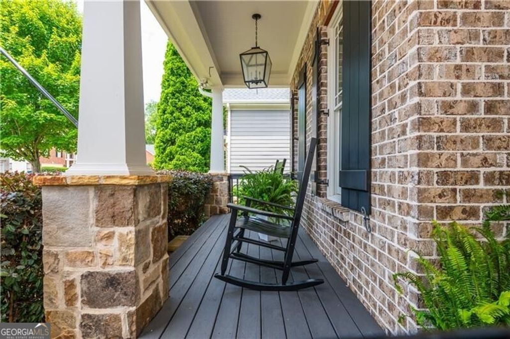 Photo of 1282 Kendrick Road NE, Atlanta, GA 30319 (MLS # 10773053)