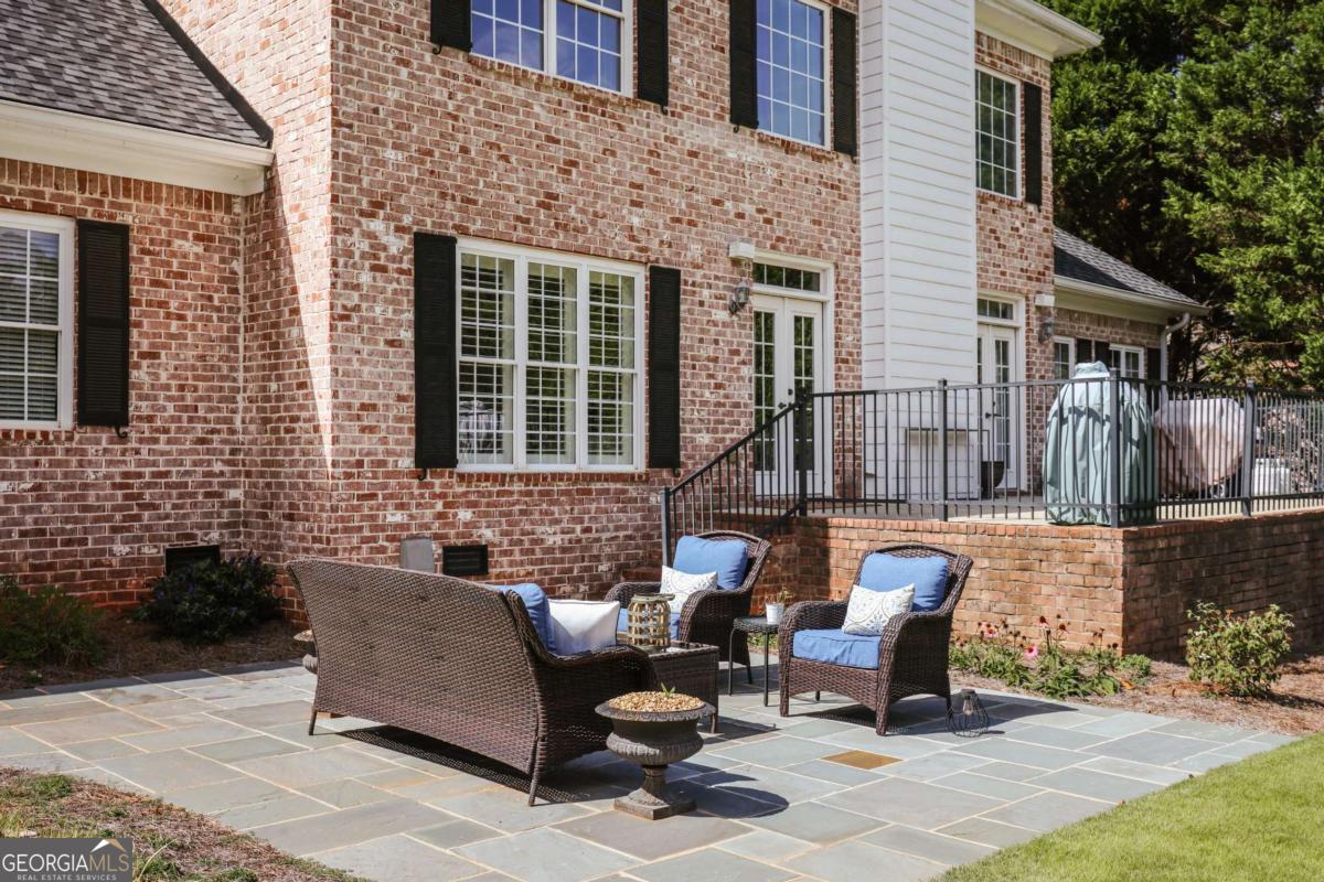 Cypress Manor - Residential