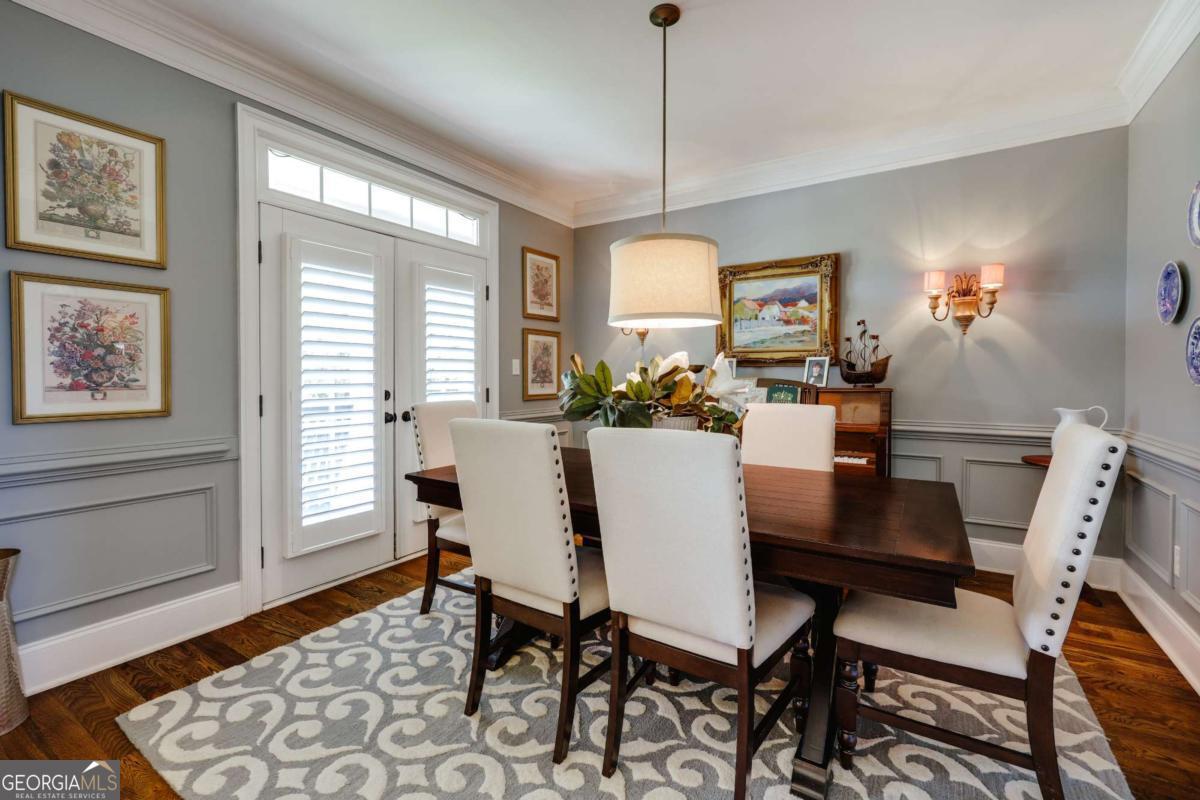 140 Cypress Manor LN