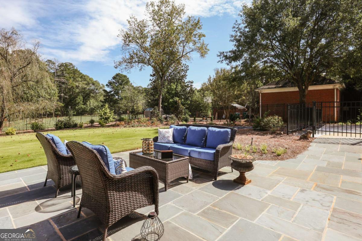 Cypress Manor - Residential