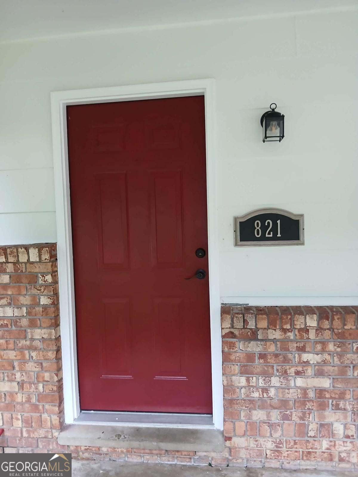 821 Englewood DR