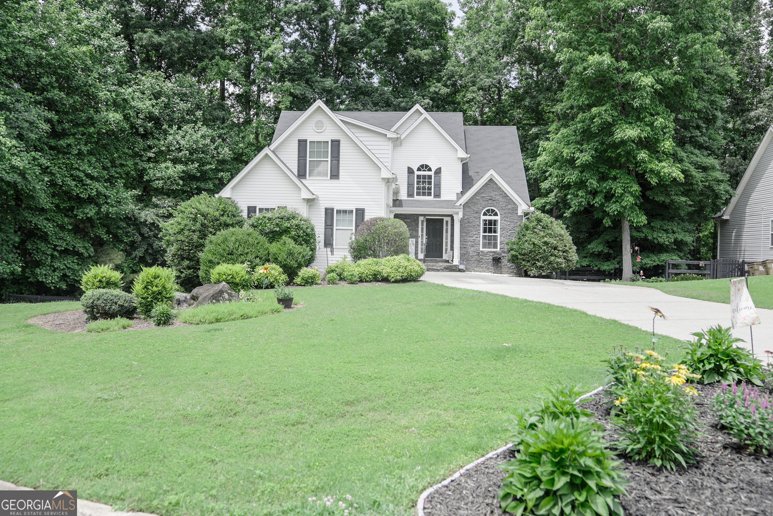 6985 Shane LN