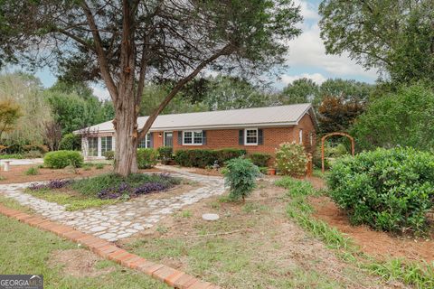 A home in Bogart