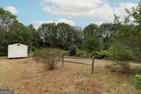 A home in Bogart