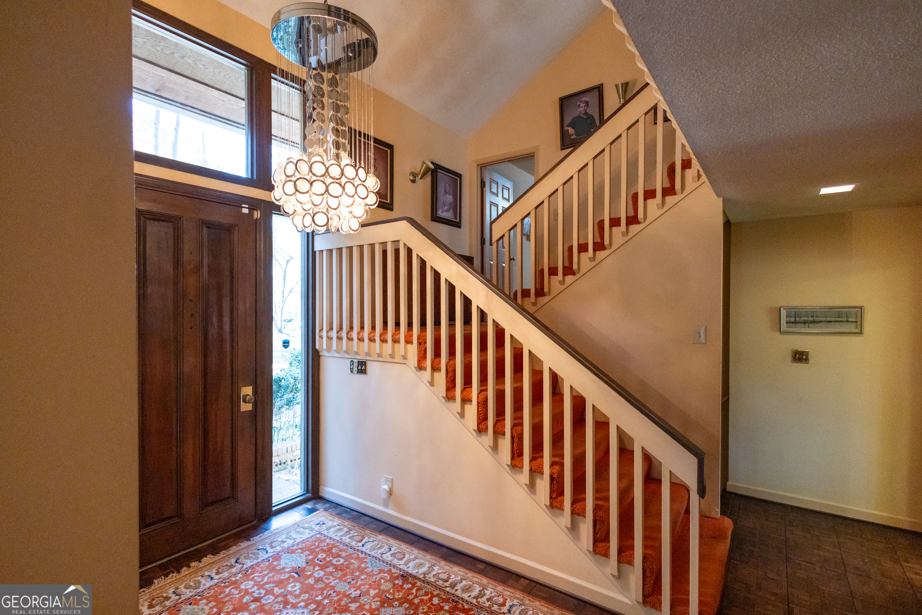 1133 Lucky Debonair DR