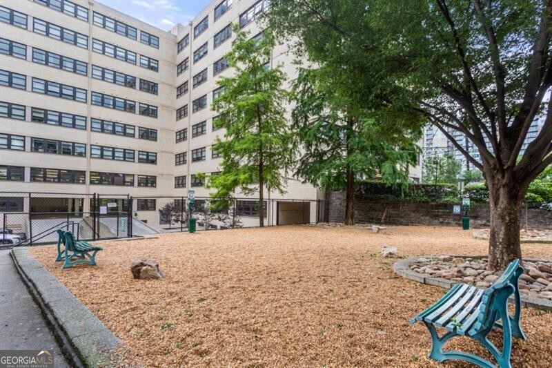 PEACHTREE LOFTS - Residential
