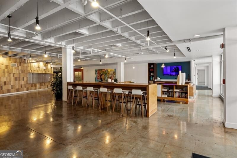 PEACHTREE LOFTS - Residential