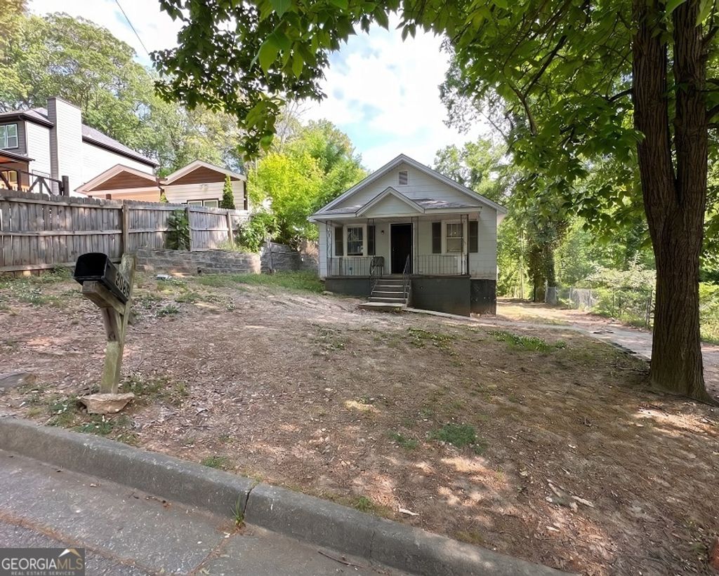 Photo of 2066 Detroit Avenue NW, Atlanta, GA 30314 (MLS # 10754980)