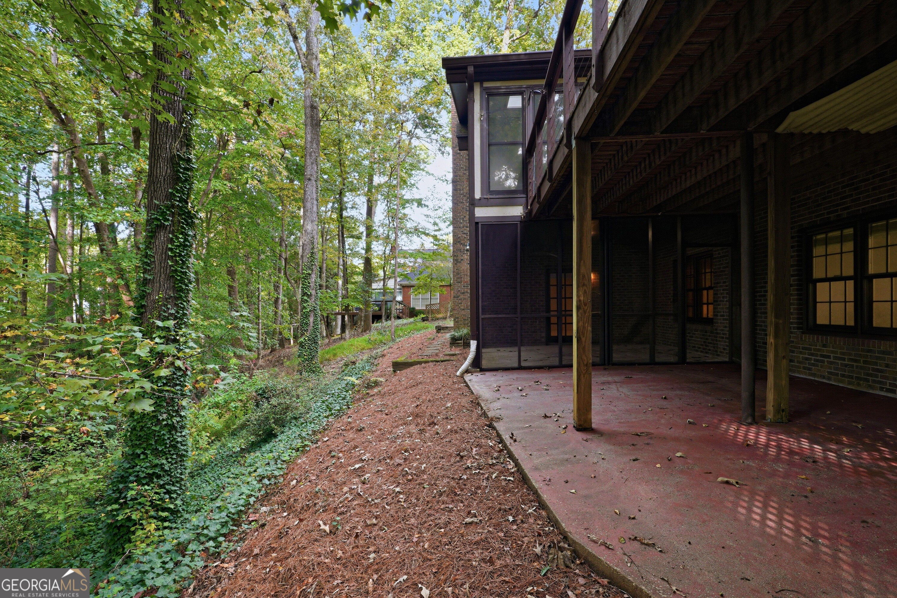2360 Kimbrough CT