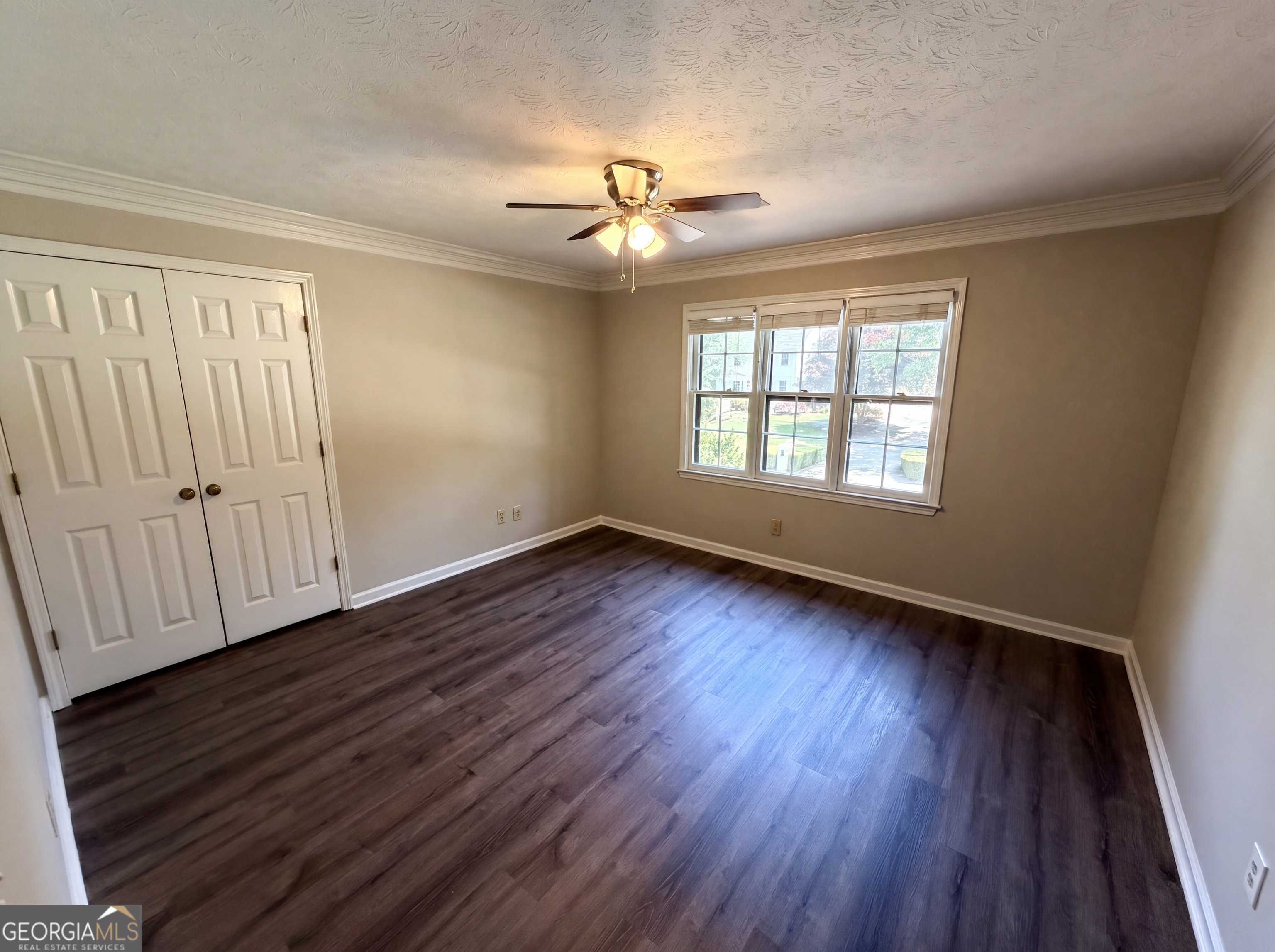 2360 Kimbrough CT