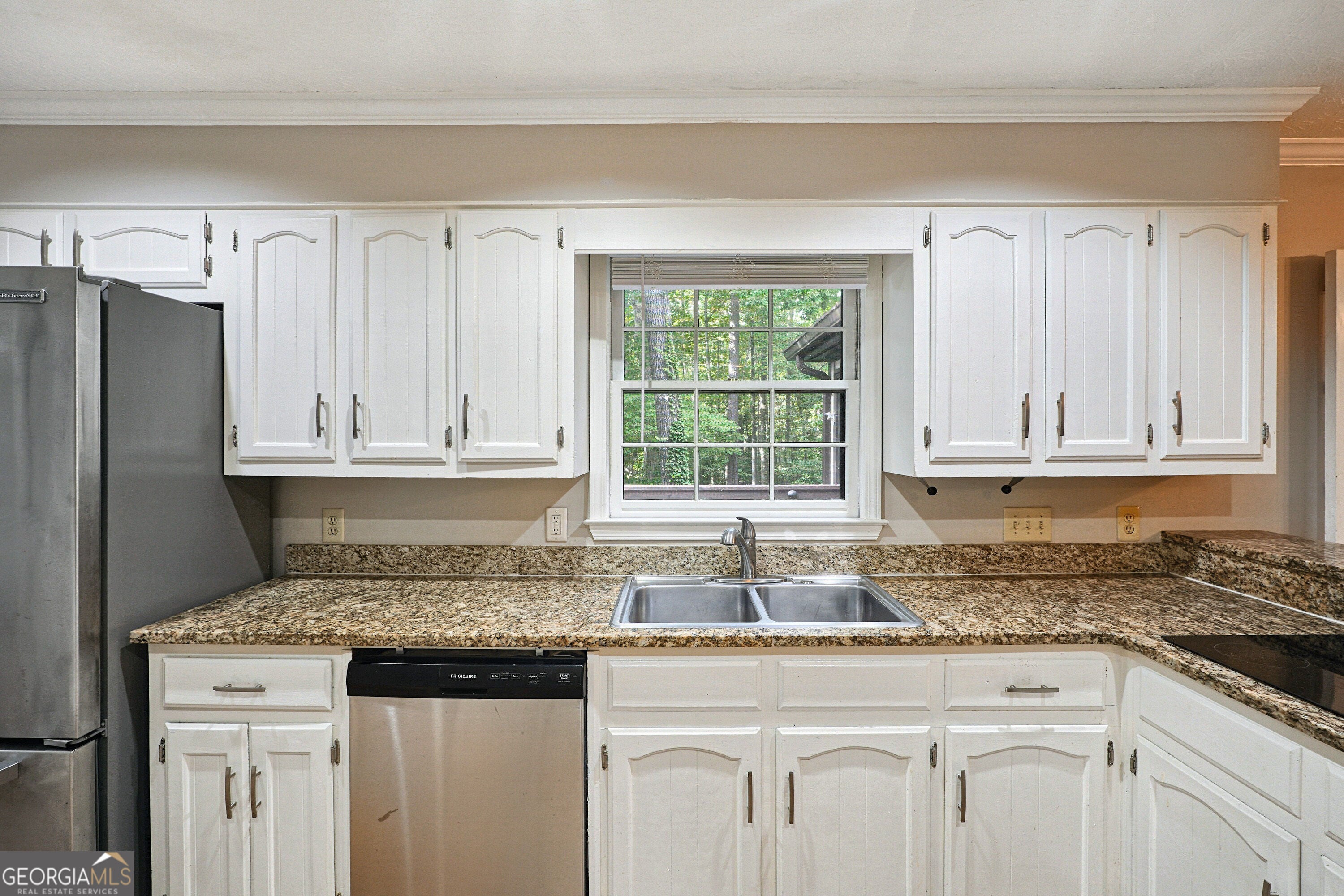 2360 Kimbrough CT