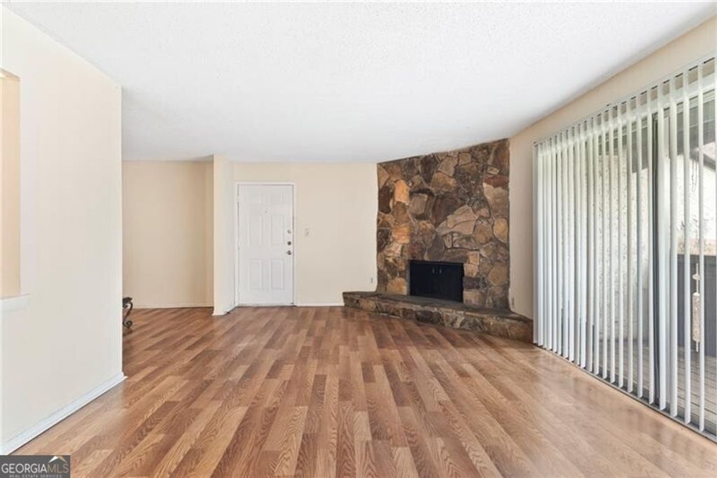 Photo of 124 Camelot Drive, Atlanta, GA 30349 (MLS # 10670609)