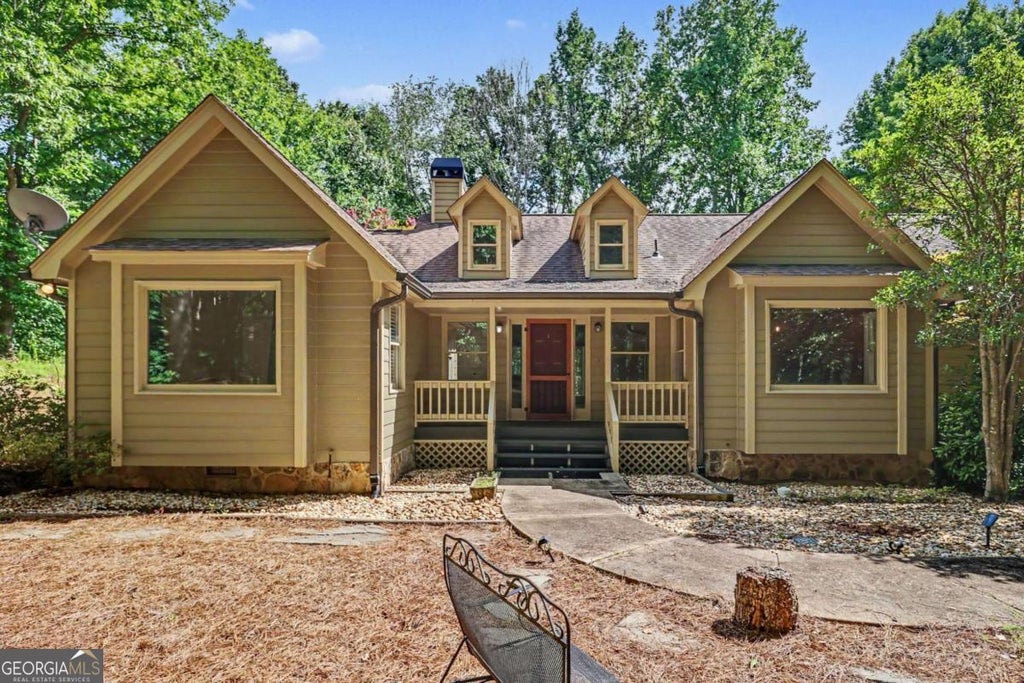Photo of 3830 Chattahoochee Road, Cumming, GA 30041 (MLS # 10811167)