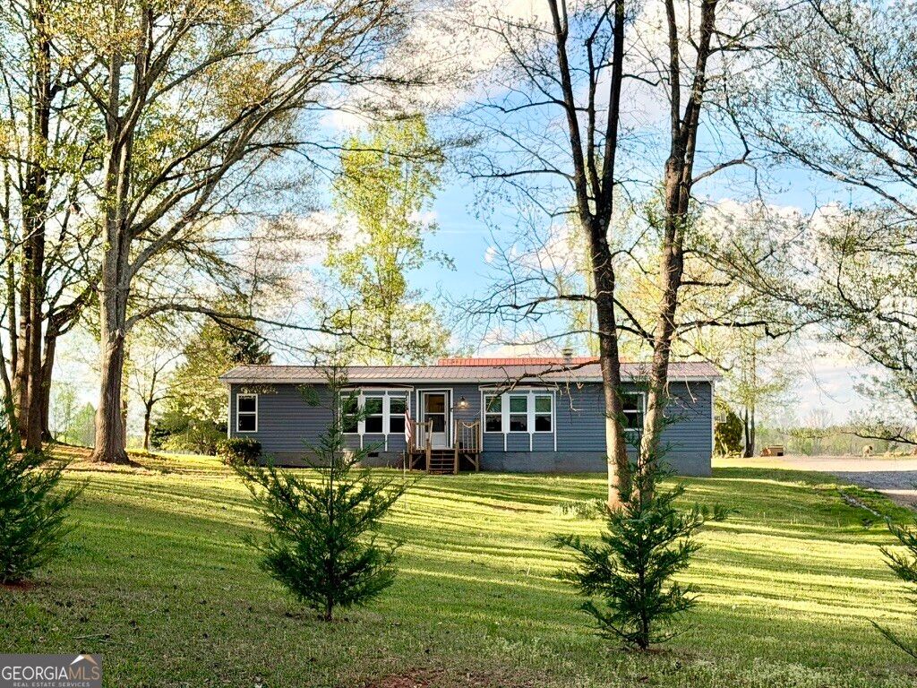 Photo of 94 Country Place, Temple, GA 30179 (MLS # 10724093)