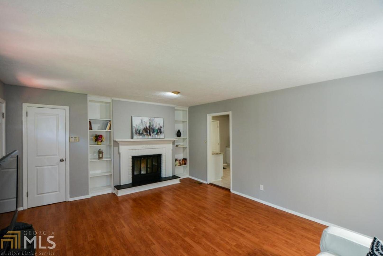 Beverly Woods - Residential