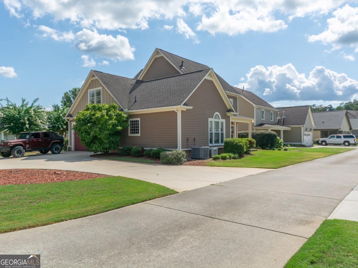 5 Grove Park CIR