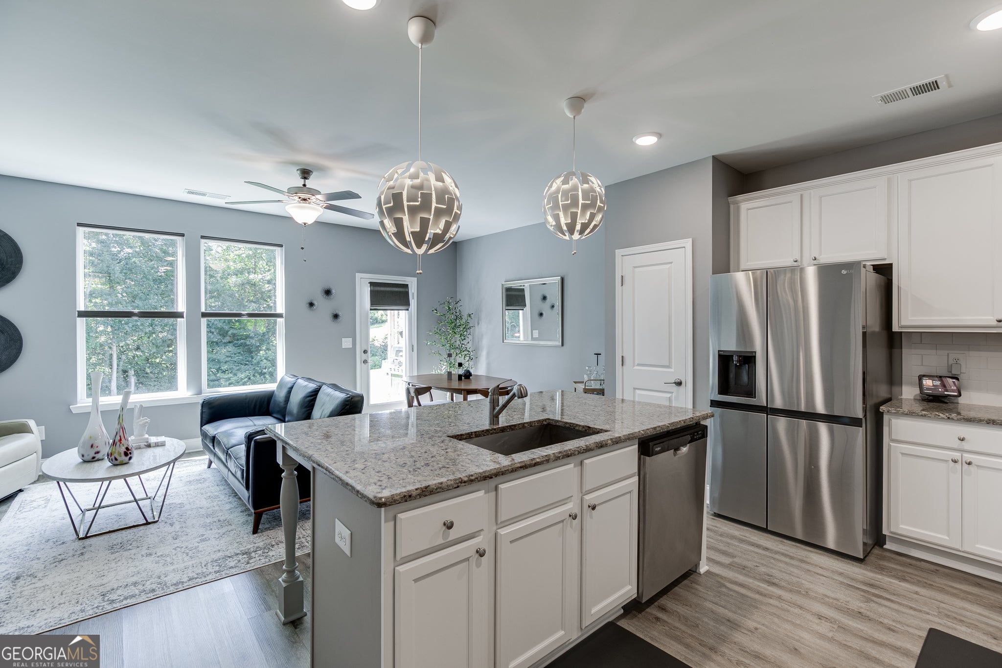 124 Greenview CT