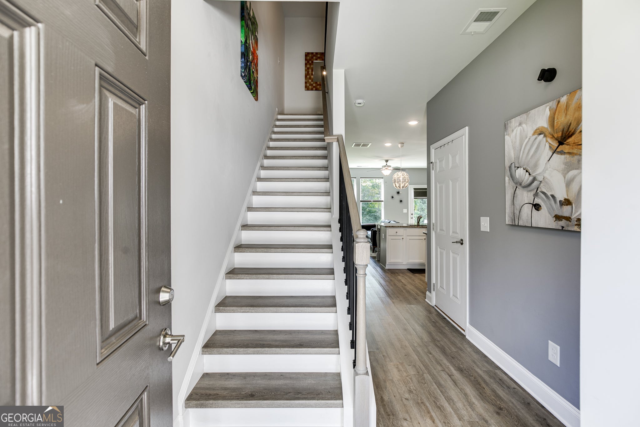 124 Greenview CT