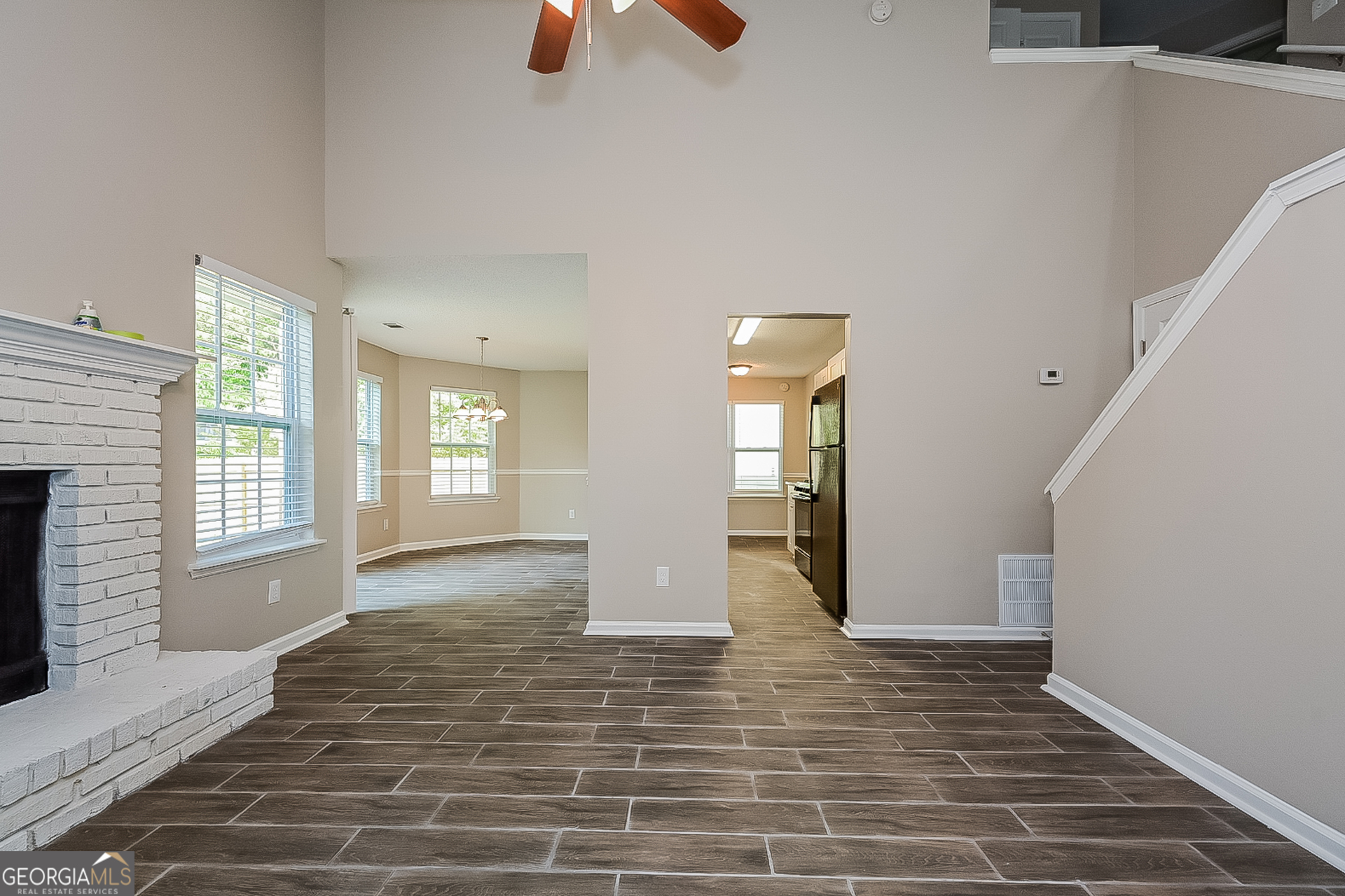 BRANDON HILL - Residential Lease