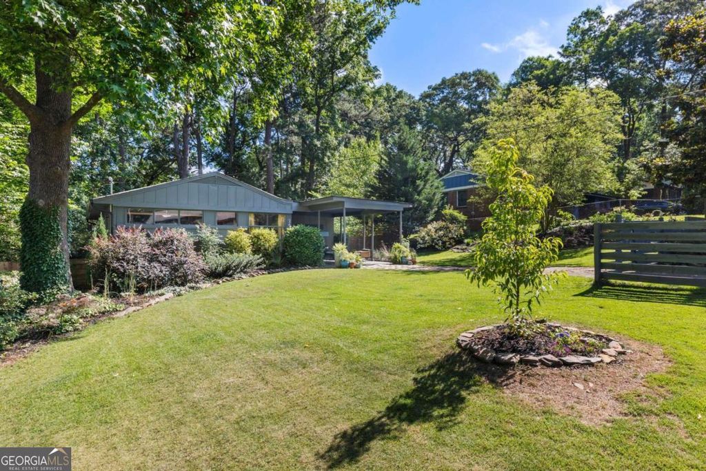 Photo of 2670 Yale Terrace, Decatur, GA 30032 (MLS # 10768429)