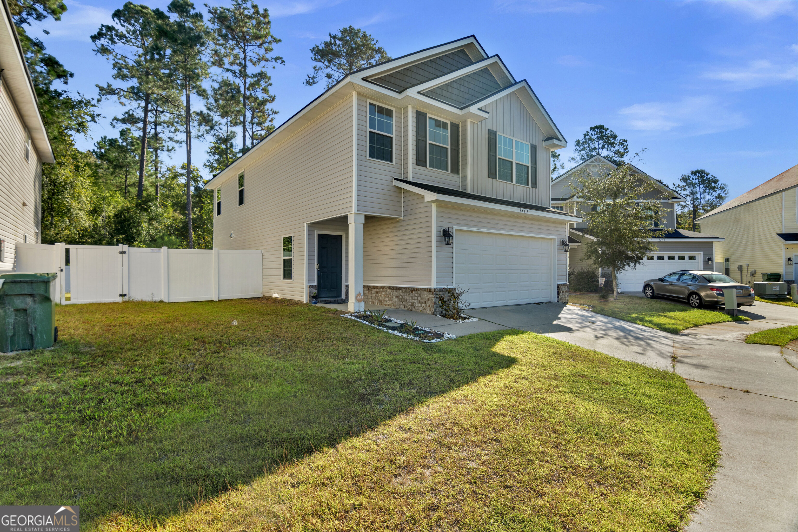 1243 Cypress Fall CIR