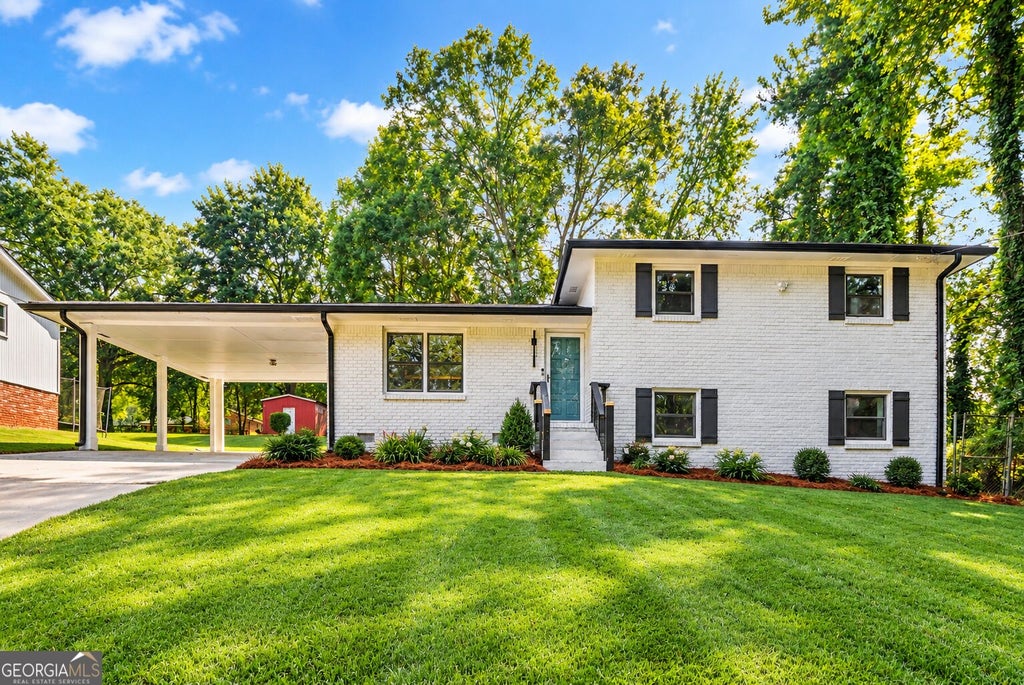 Photo of 1963 Candace Lane SE, Atlanta, GA 30316 (MLS # 10851897)
