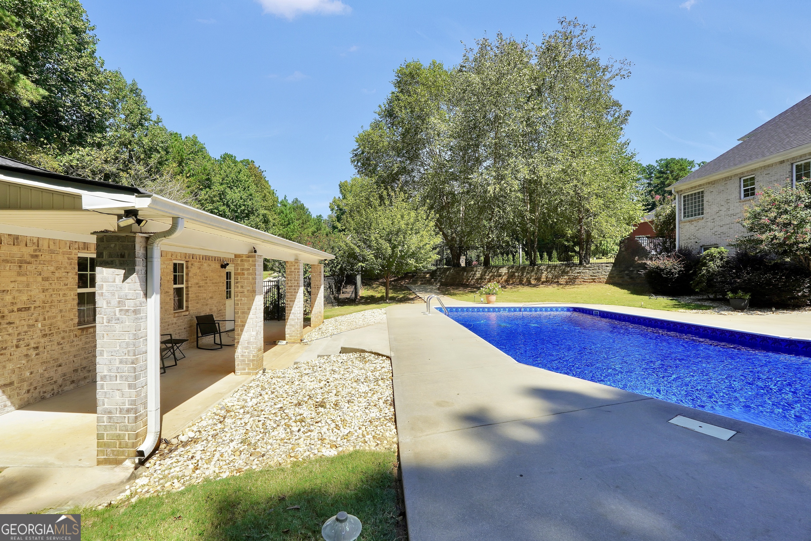 Laurels - Residential