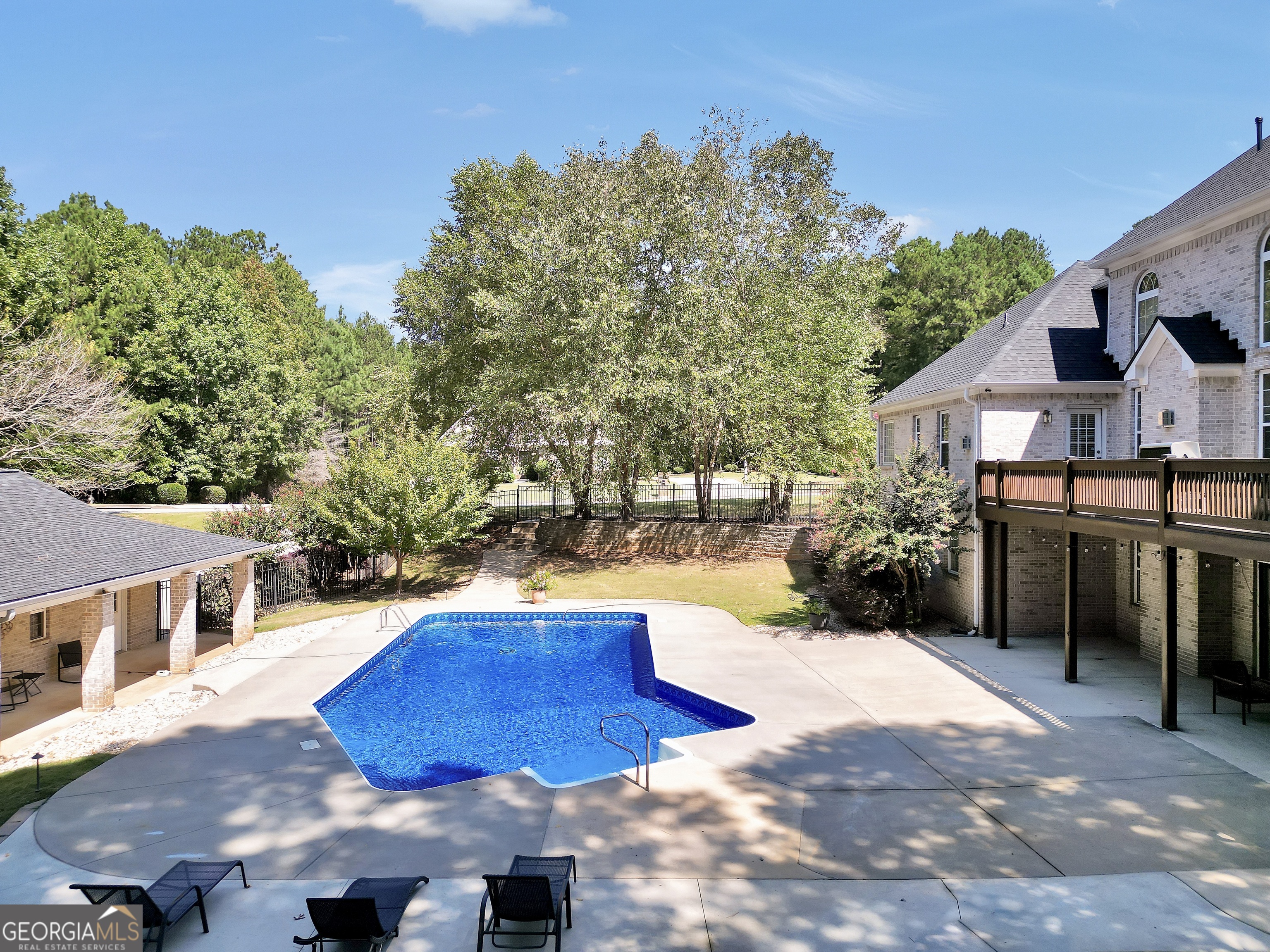 Laurels - Residential
