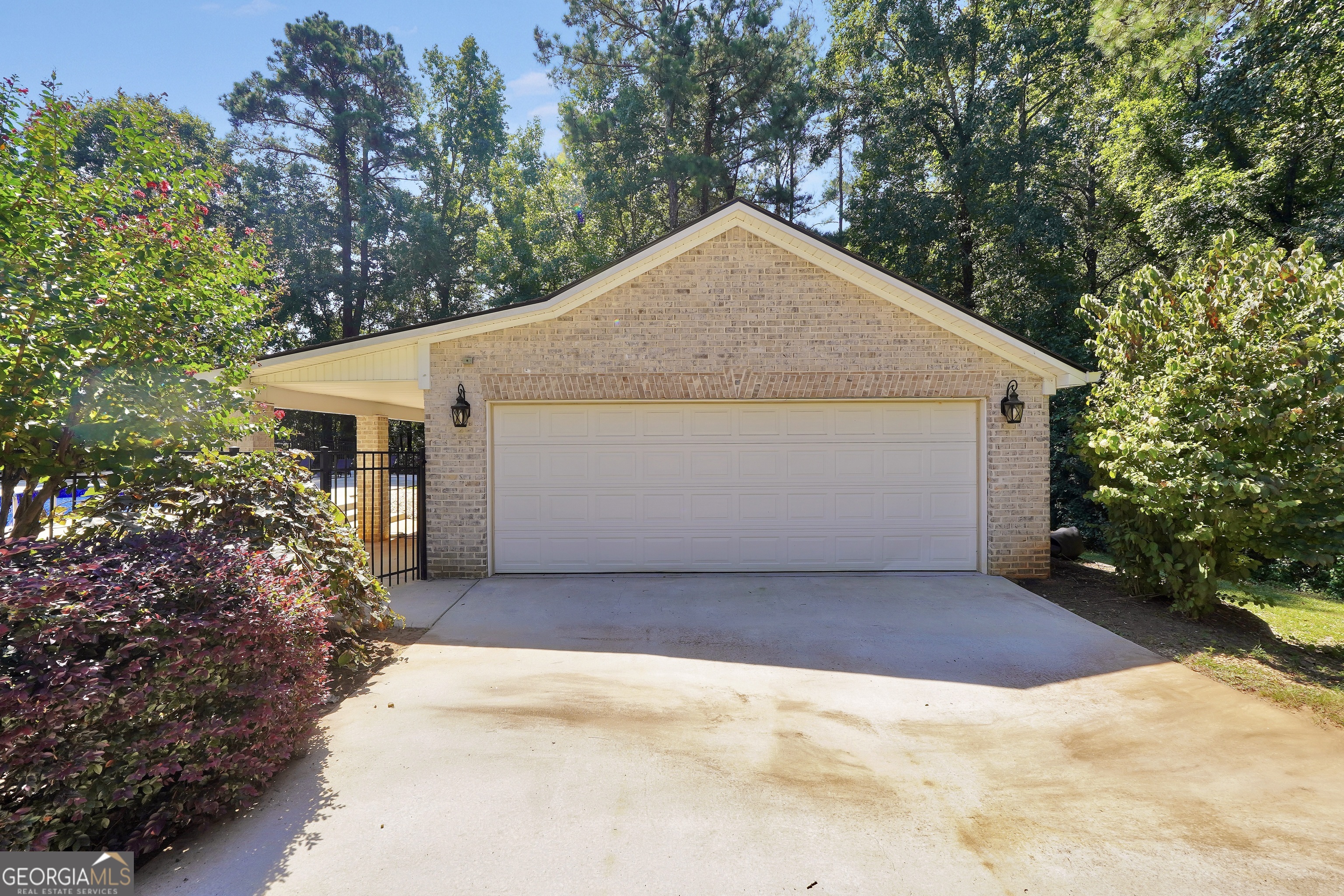 Laurels - Residential