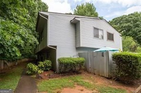 Photo of 3782 MULKEY Circle #UNIT 18, Marietta, GA 30008 (MLS # 10570578)