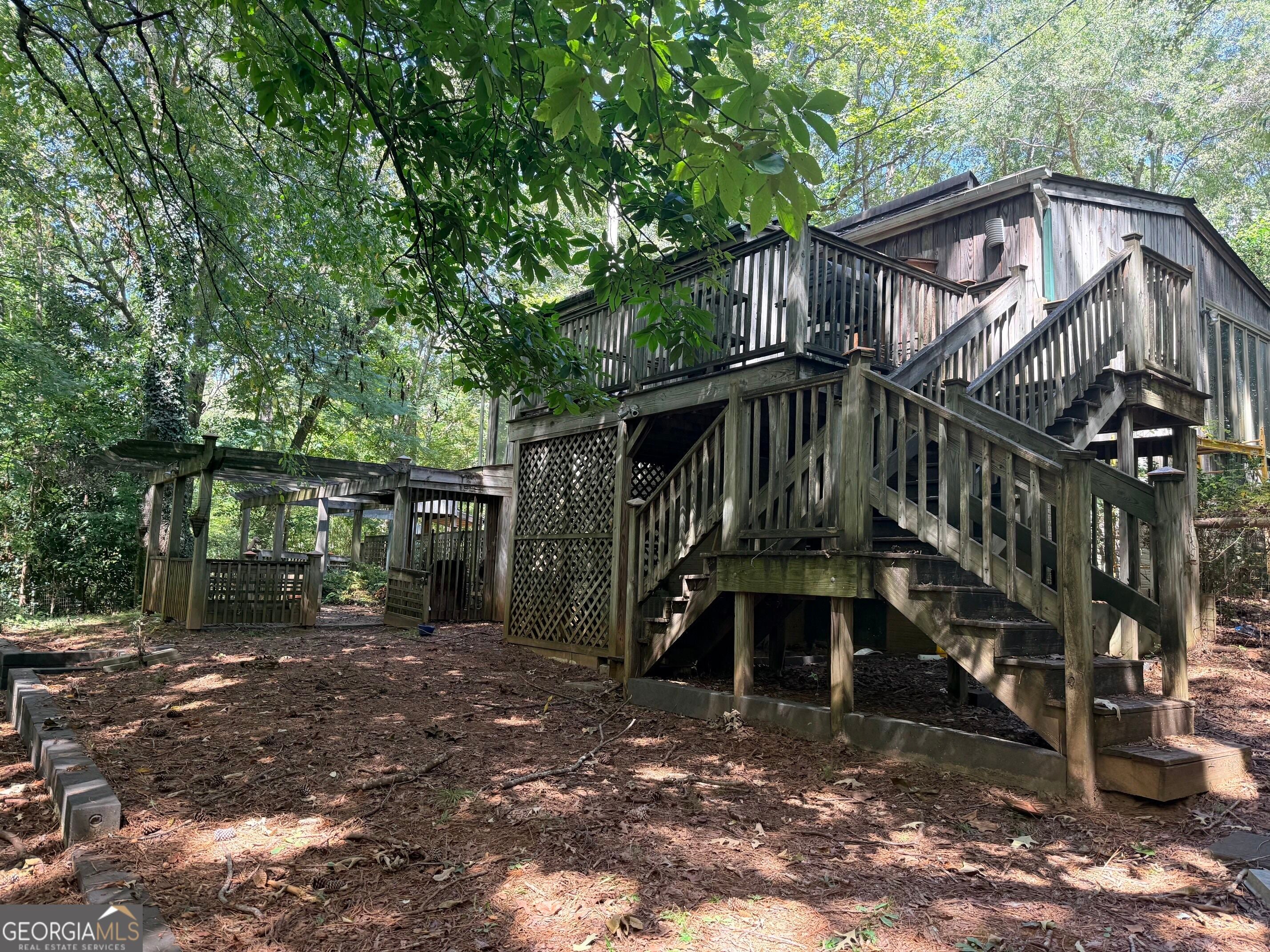 214 W Grantville Rd