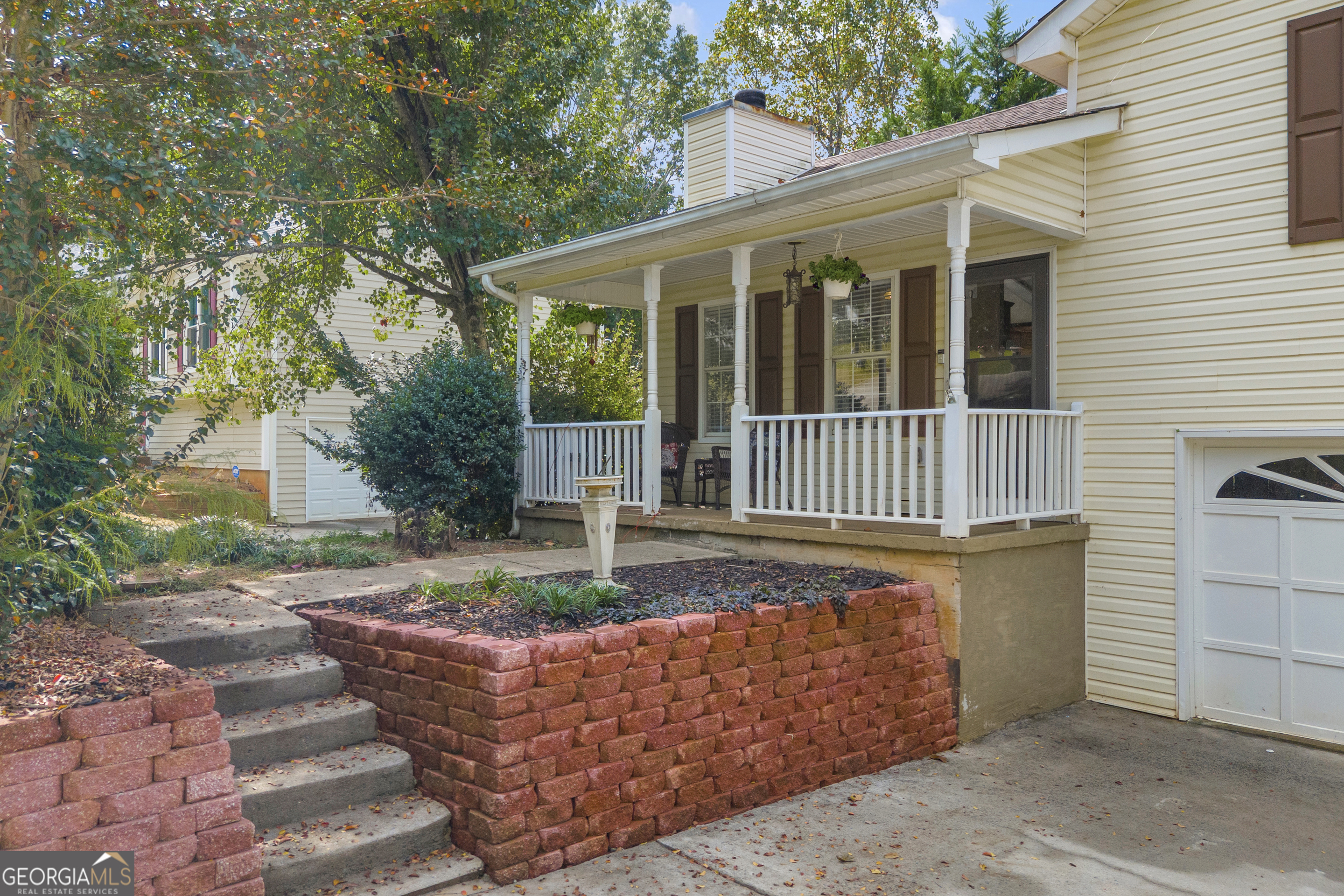 5325 Highpoint RD