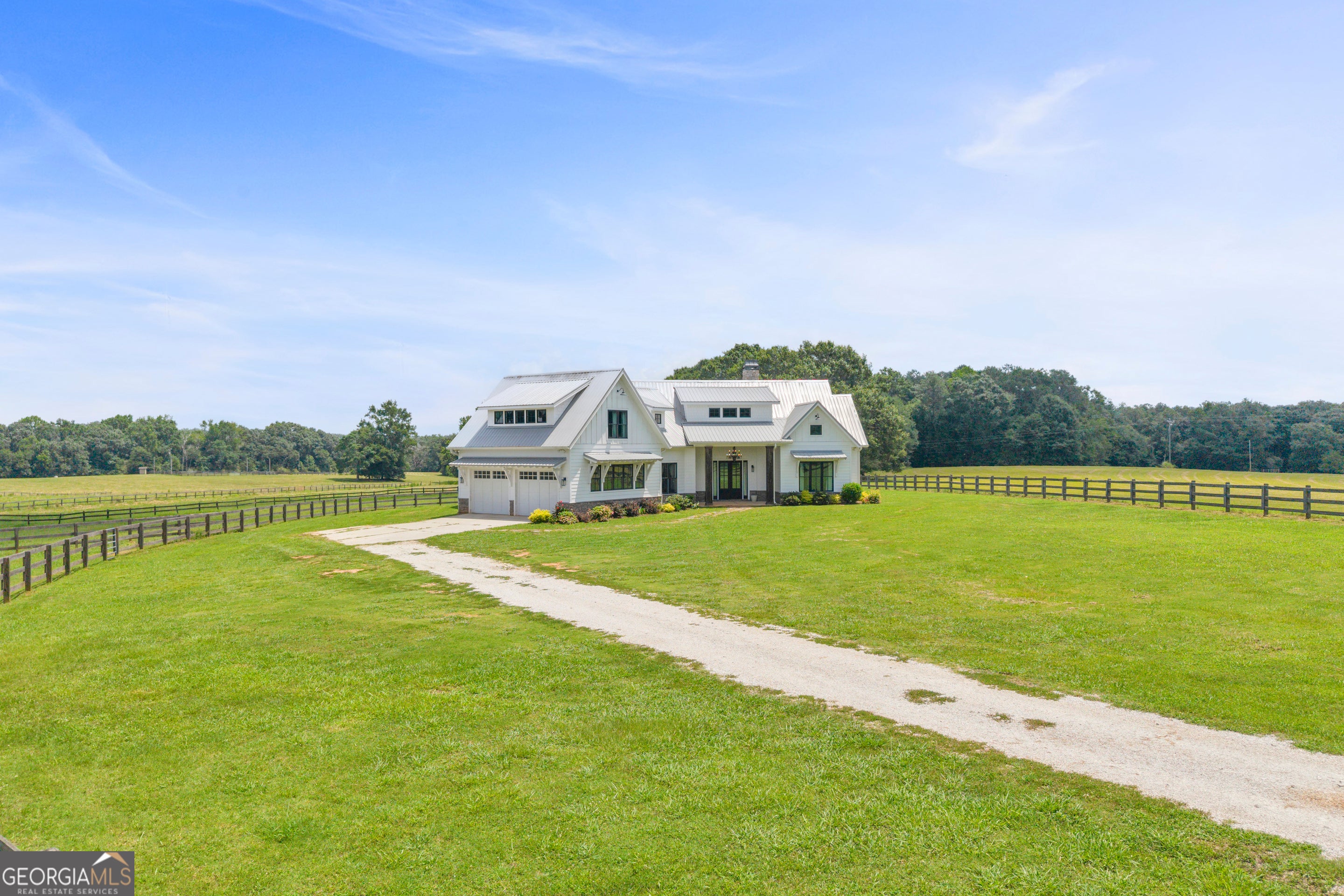 872 Woodlawn RD