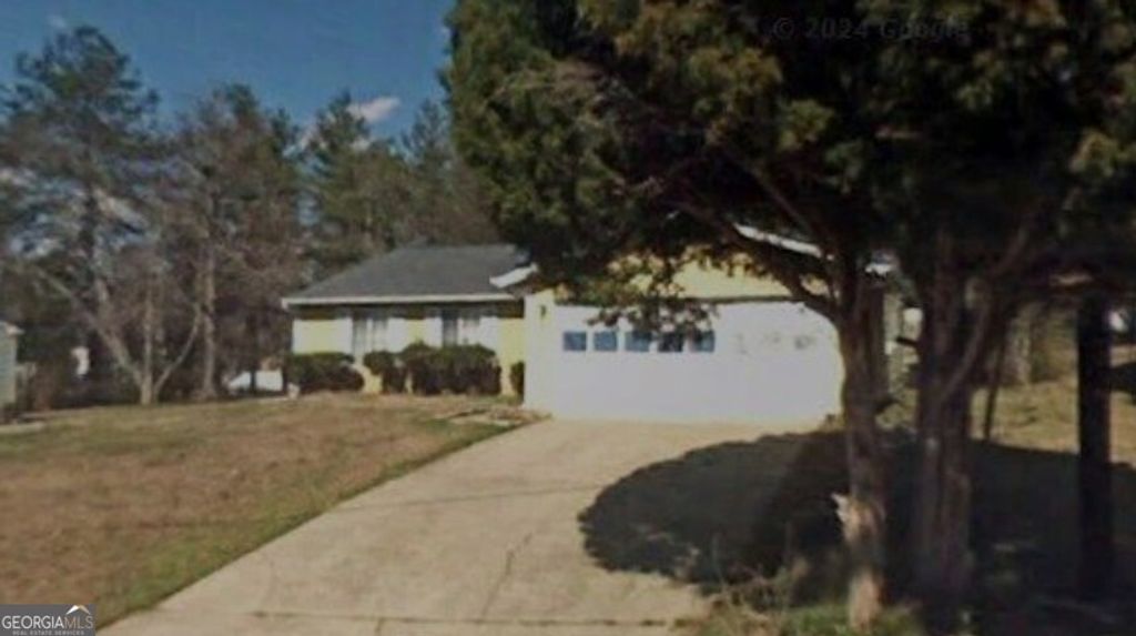 Photo of 5356 Kristian Court, Stone Mountain, GA 30088 (MLS # 10809388)