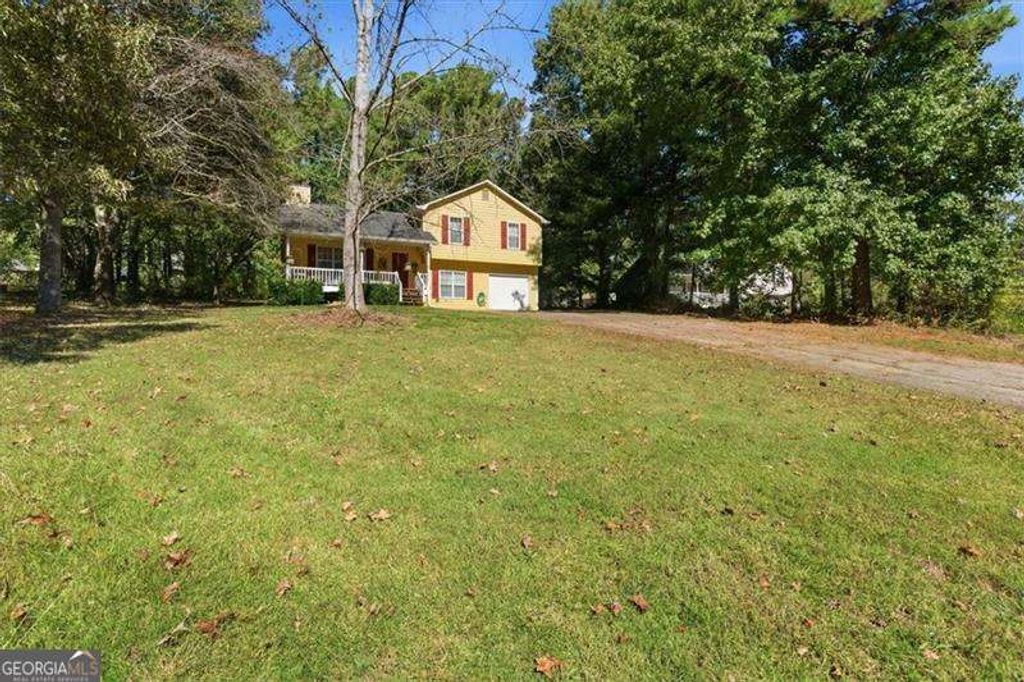Photo of 164 Emerald Pines Lane, Dallas, GA 30157 (MLS # 10631314)