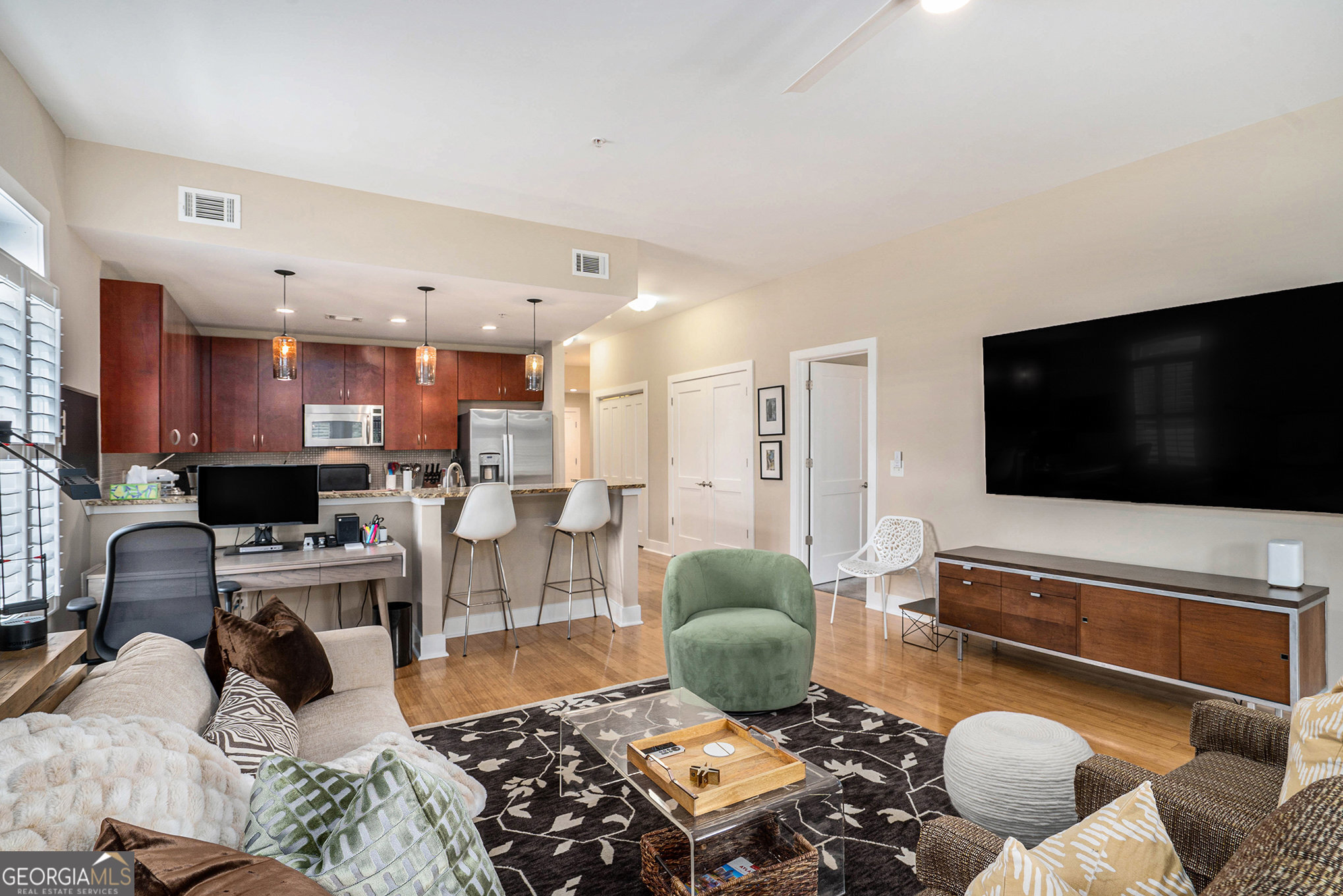 3655 Peachtree RD NE 401