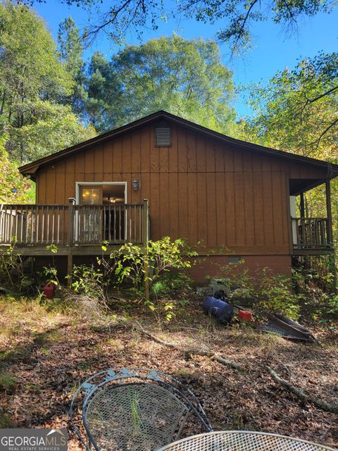 A home in Dacula