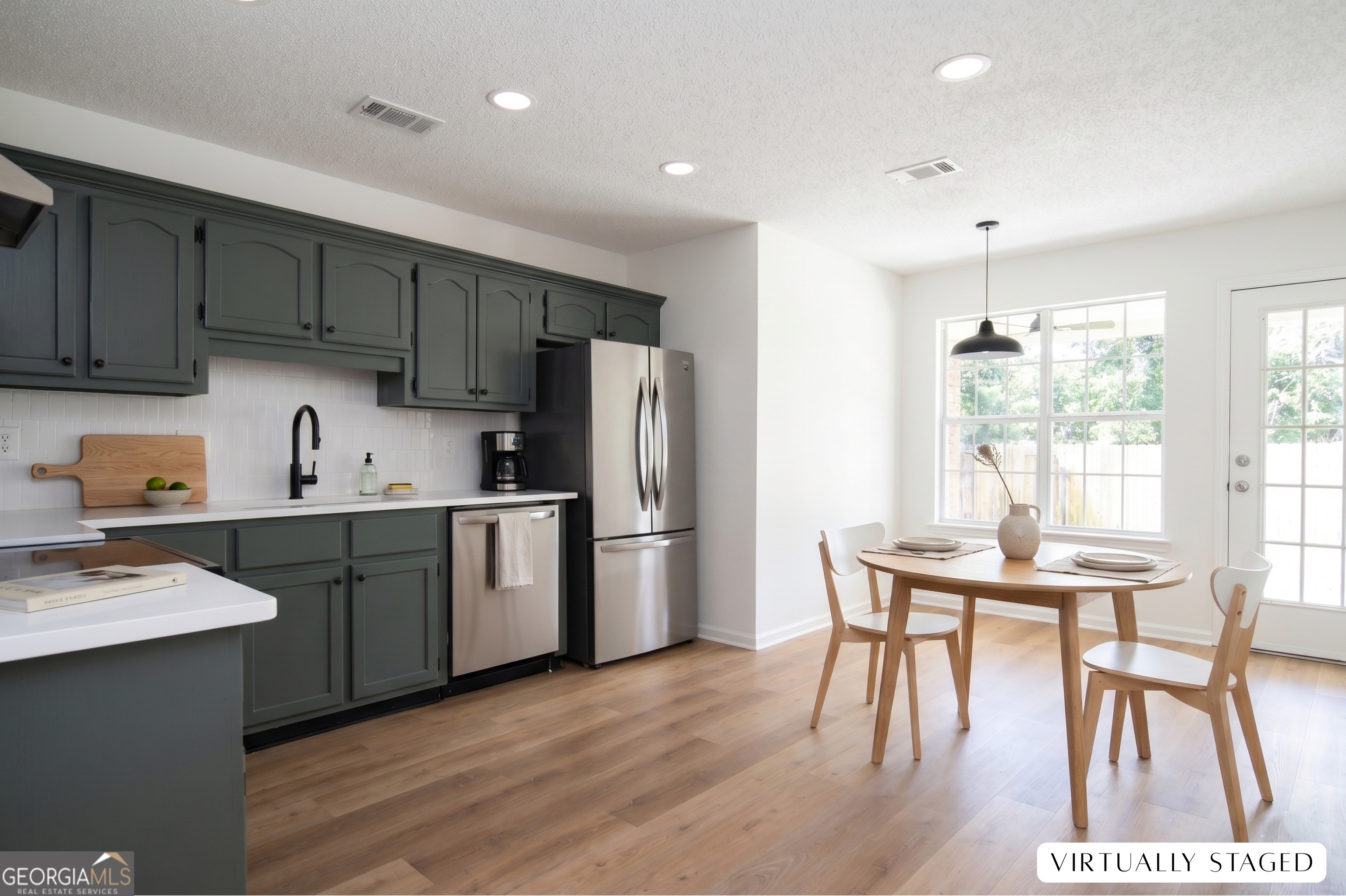 66 Hamilton Woods CT