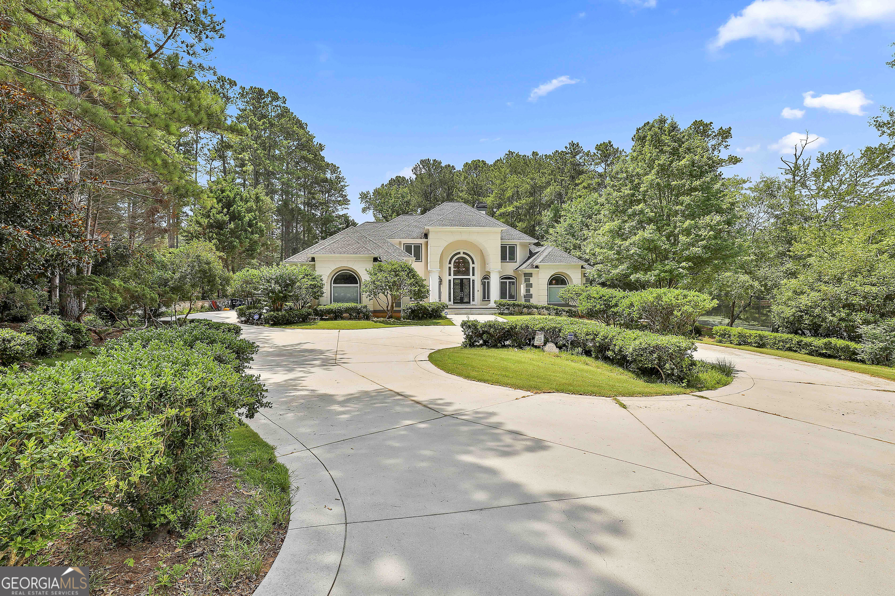 237 Westchester DR