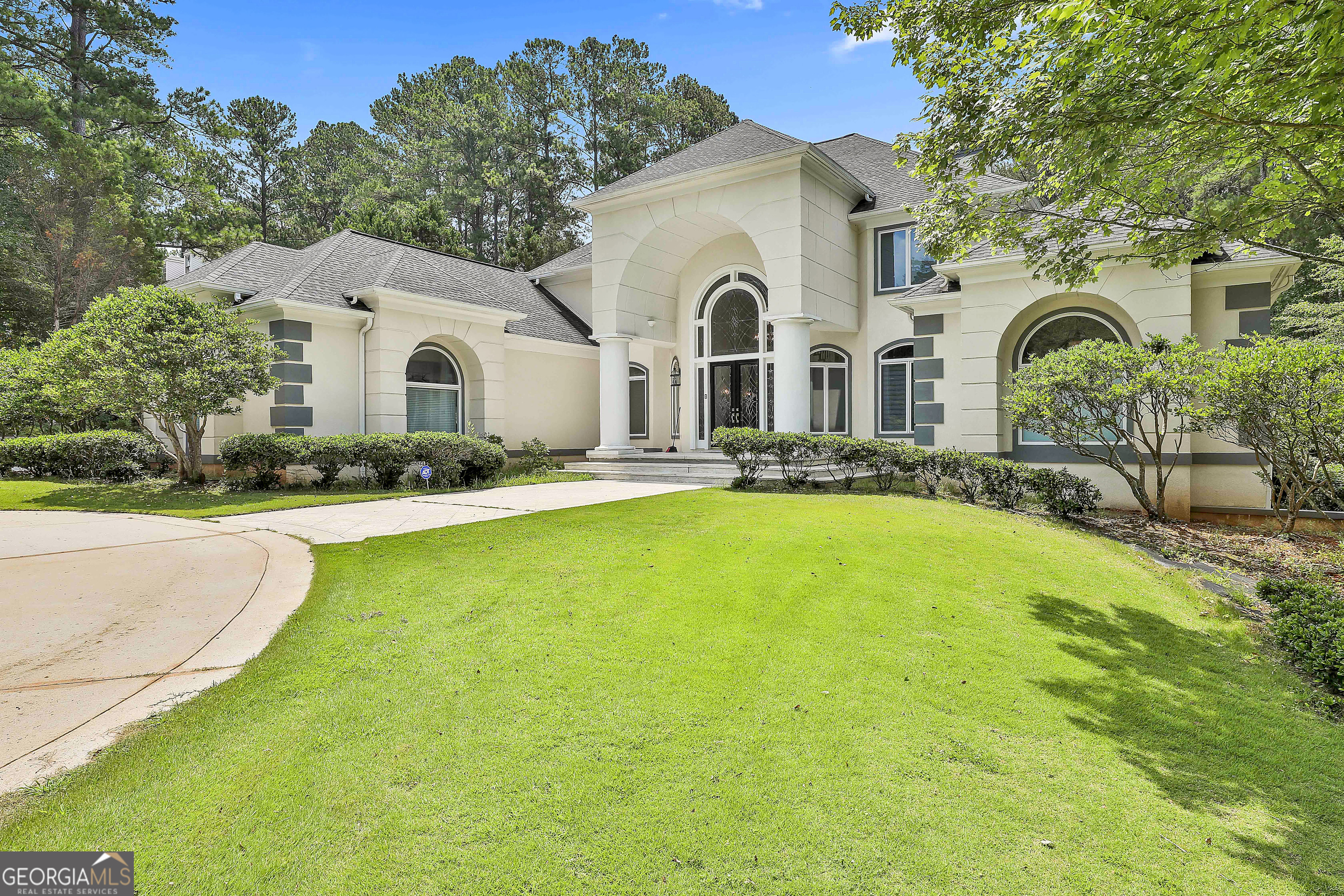 237 Westchester DR
