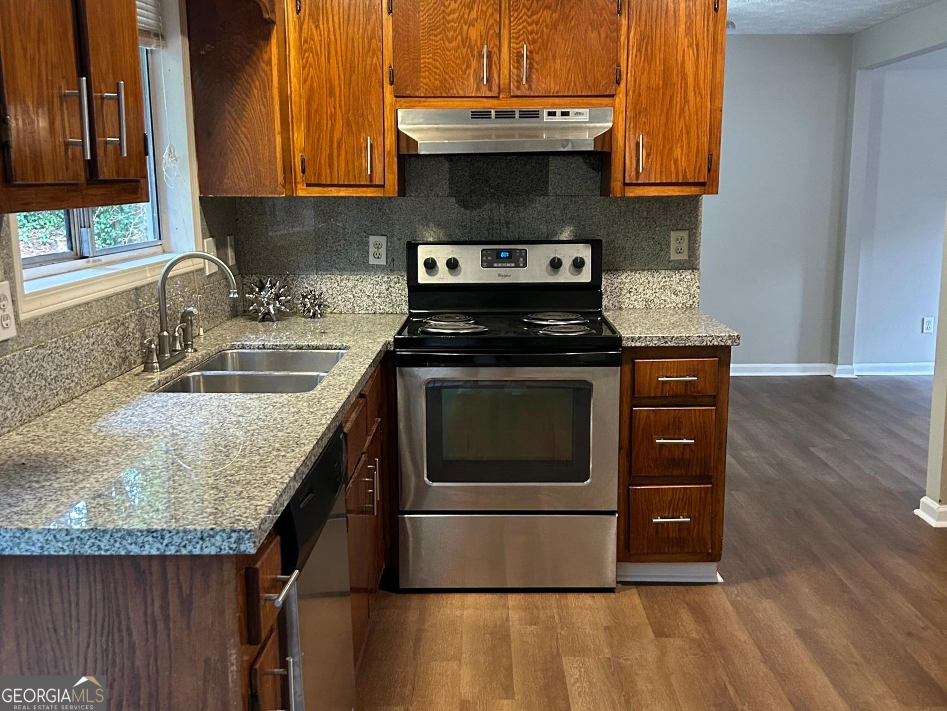 Turtle Summit - Residential Lease