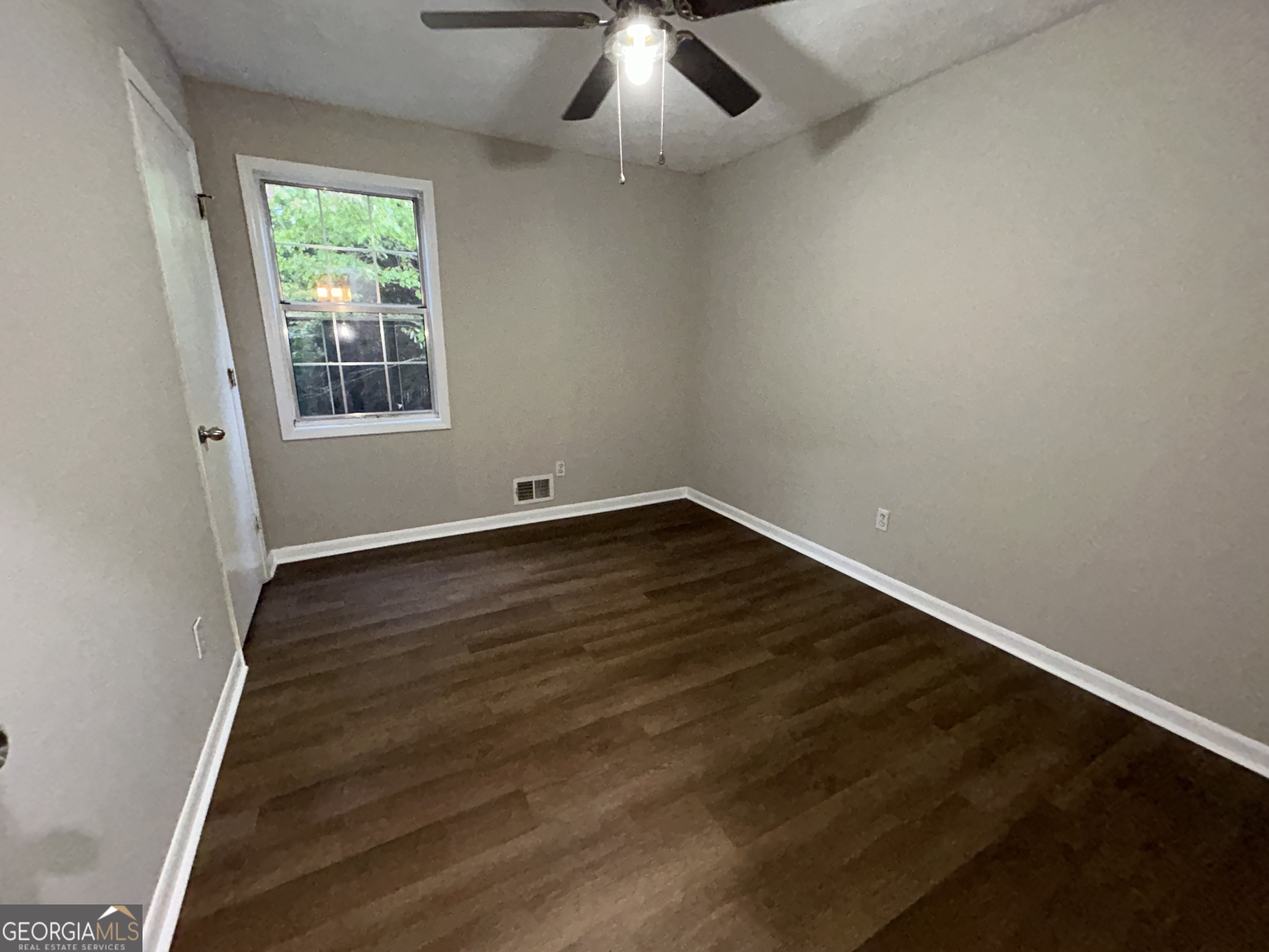 Turtle Summit - Residential Lease