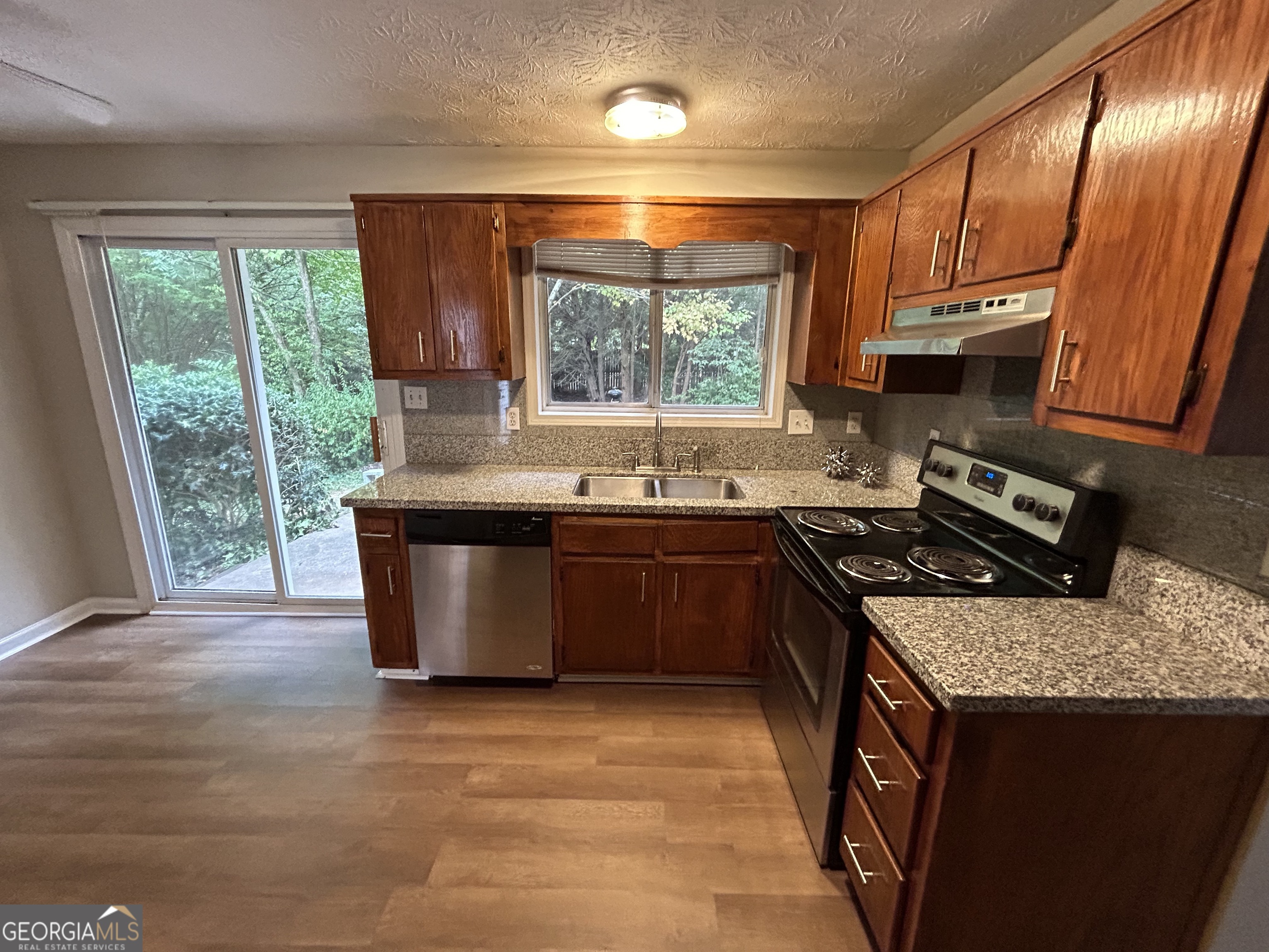 Turtle Summit - Residential Lease