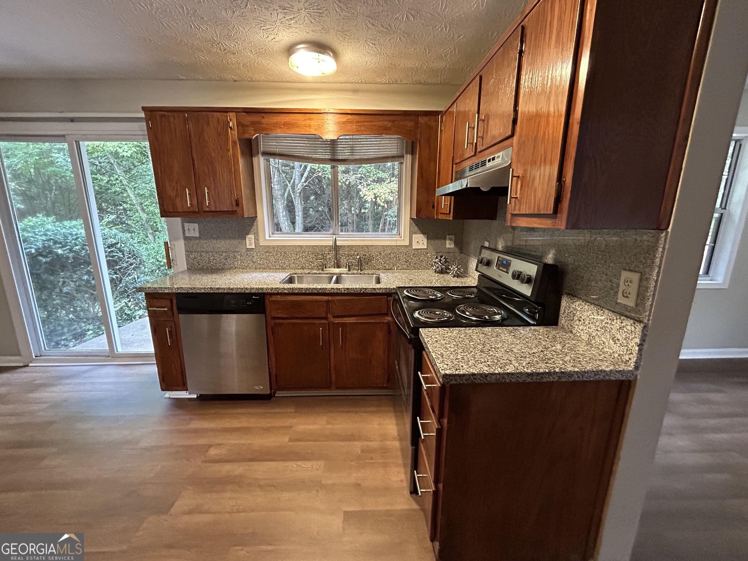 Turtle Summit - Residential Lease